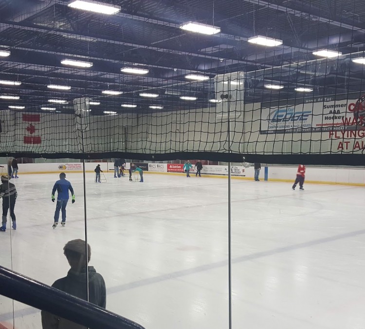 Roosevelt Park Ice Arena (Rapid&nbspCity,&nbspSD)